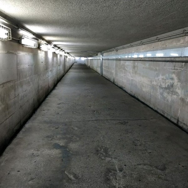 川口駅東口東口地下自転車駐車場