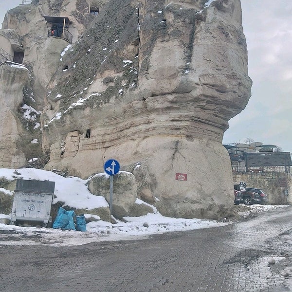 Foto diambil di Kapadokya Kebapzade Restaurant oleh Erhan K. pada 2/17/2020