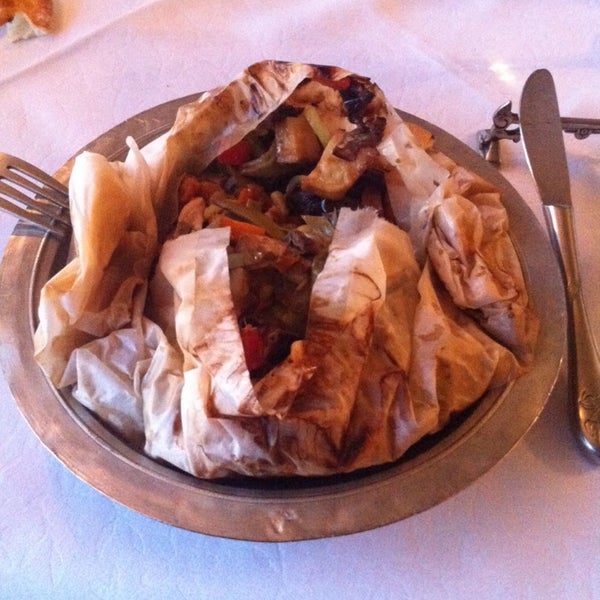 Das Foto wurde bei Rami Restaurant von Sevi am 7/14/2014 aufgenommen