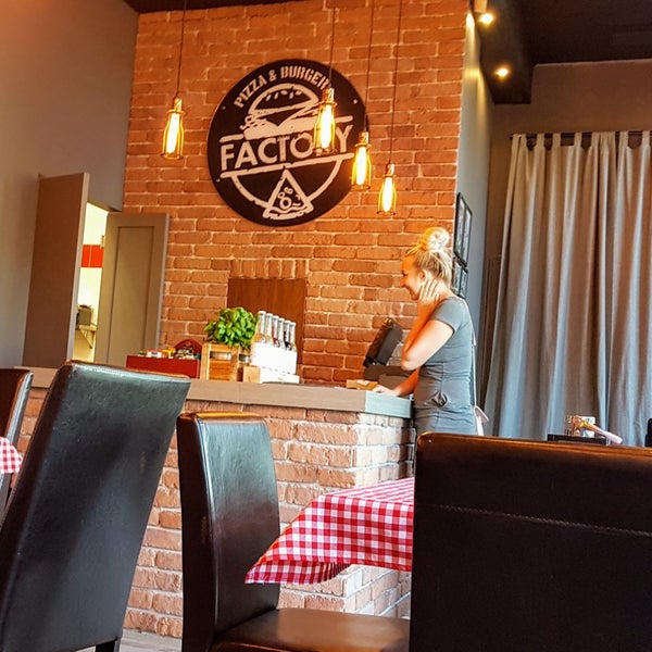 Pizza & Burger Factory Kiełczowska 51c