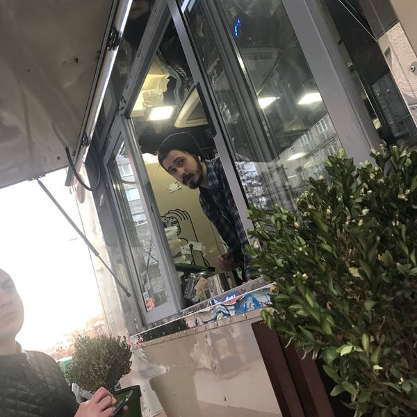 รูปภาพถ่ายที่ Obama Food Truck โดย fantasy😈 เมื่อ 3/3/2017