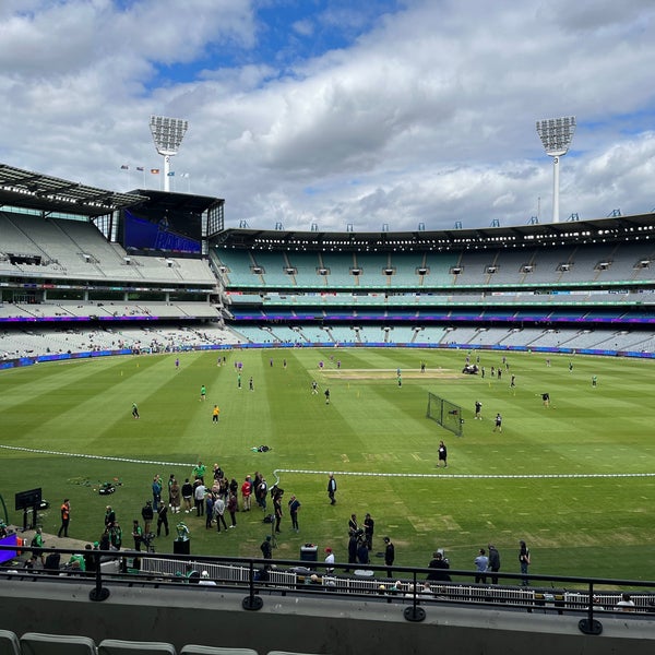 Foto diambil di Melbourne Cricket Ground (MCG) oleh Stuart B. pada 12/16/2022