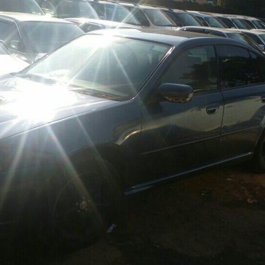 Pine Car Bond Car Dealership in Kampala