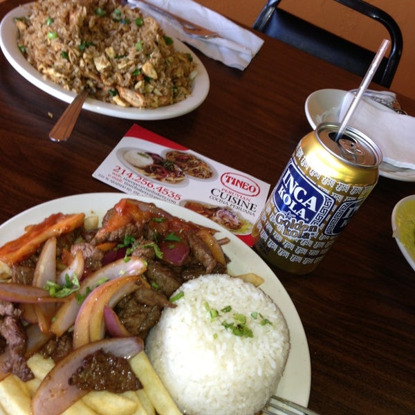 รูปภาพถ่ายที่ Tineo Peruvian Café - Richardson โดย Sandy D. เมื่อ 2/18/2013