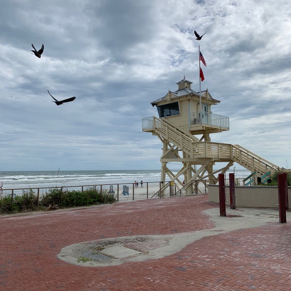 11/4/2018 tarihinde Rusty P.ziyaretçi tarafından New Smyrna Beach Flagler Ave'de çekilen fotoğraf