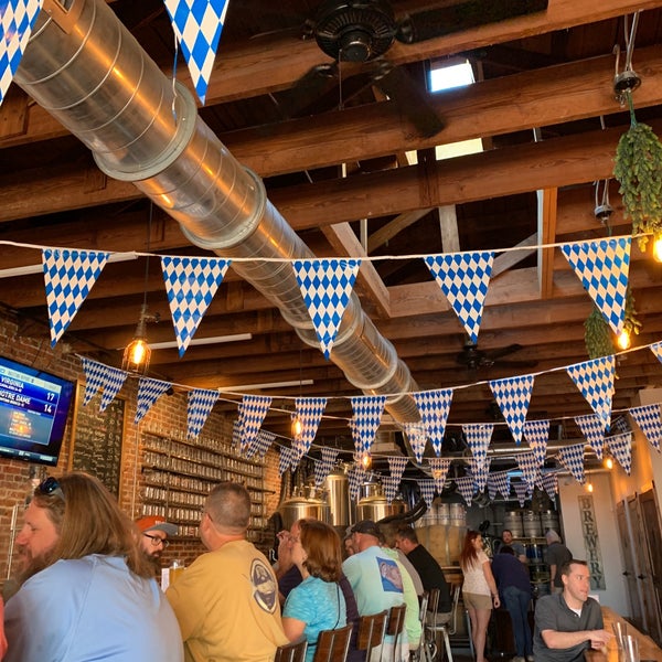 Photo taken at New Smyrna Beach Brewing Company by Rusty P. on 9/28/2019