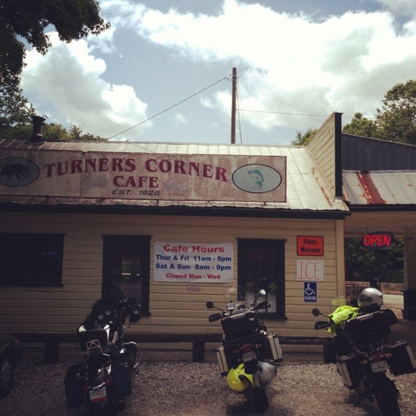 Photos at Turners Corner Cafe (Now Closed) 6 tips