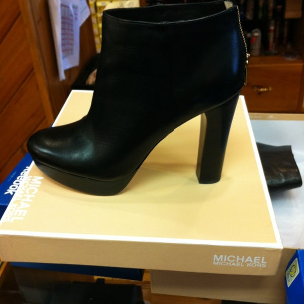 Bigley Shoes and Clothing Miscellaneous Store