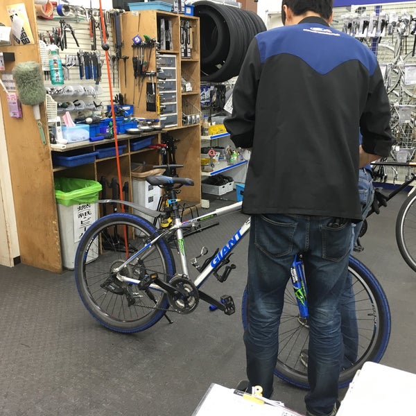 あさひ自転車 福岡筑紫通店 タイヤ交換