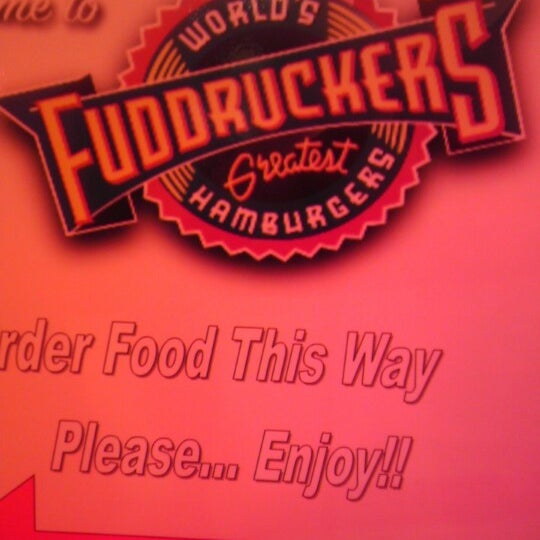 Photo taken at Fuddruckers by Wendy W. on 3/9/2013