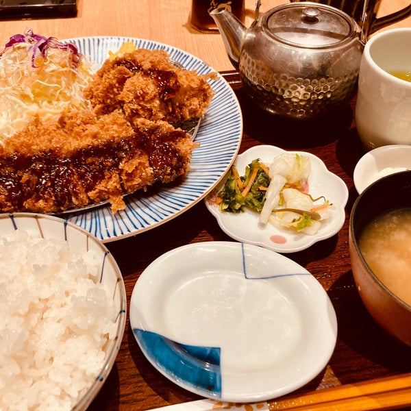 とんかつ和幸 立川 0 Dicas
