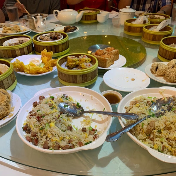 Photo taken at Kirin Court Chinese Restaurant by elaine on 4/27/2019