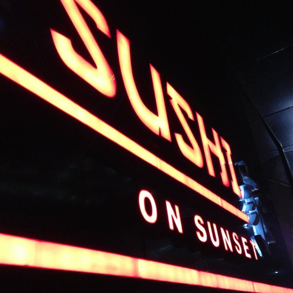 5/24/2013에 Sergio C.님이 The Sushi On Sunset에서 찍은 사진