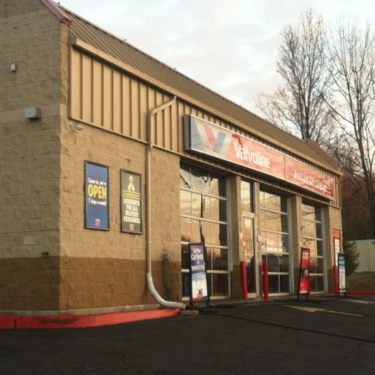 Valvoline FullSynthetic Or Dexos FullSynthetic Or Blend Oil Change At