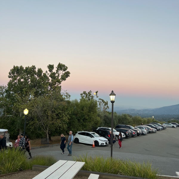 10/9/2022 tarihinde Jason M.ziyaretçi tarafından Mountain Winery'de çekilen fotoğraf