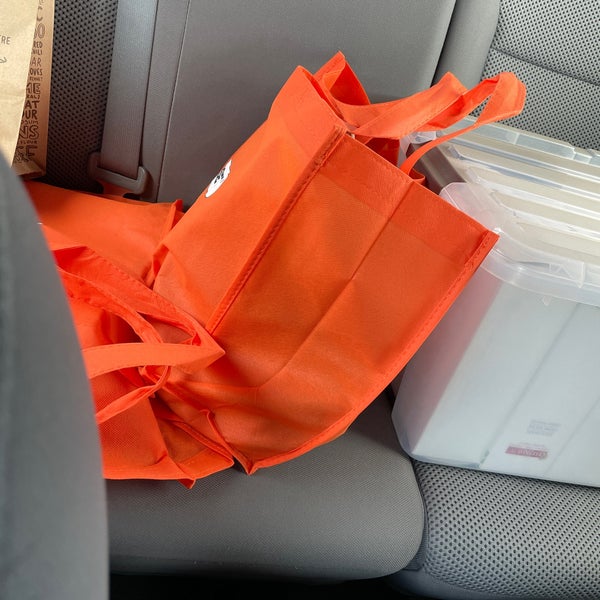 Le Creuset Outlet Store Kitchen Supply Store in Gilroy