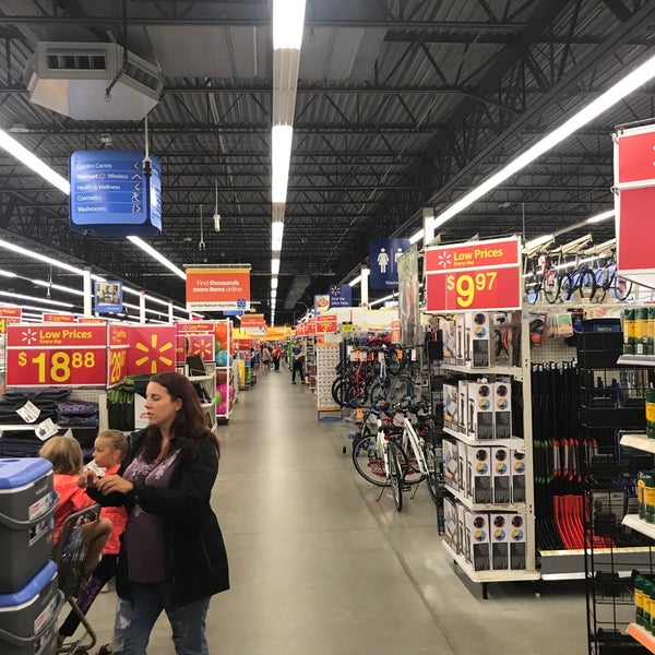 Walmart Supercentre Orillia, ON