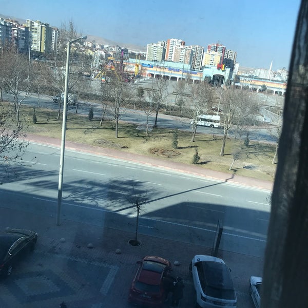 Снимок сделан в Gherdan Hotel пользователем Emre Osman Ç. 2/13/2021