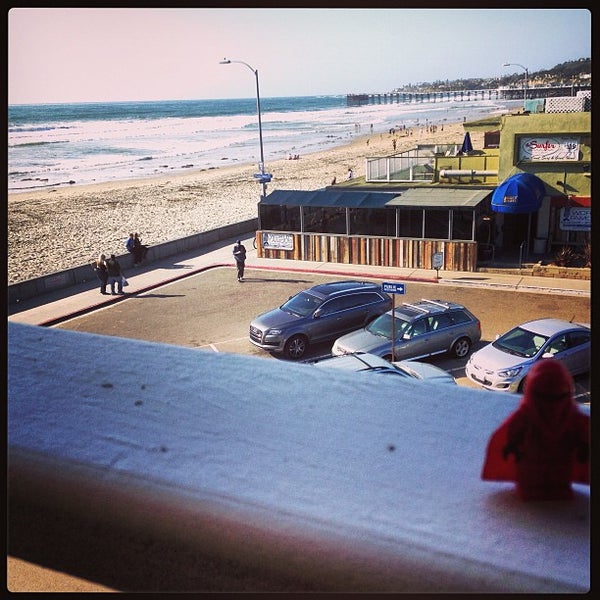 3/9/2013 tarihinde Shawn B.ziyaretçi tarafından Blue Sea Beach Hotel'de çekilen fotoğraf