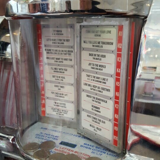 Johnny Rockets - Cranston, RI
