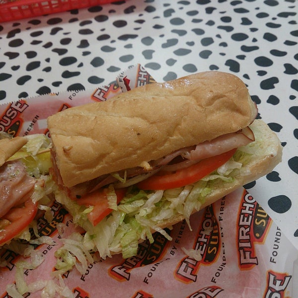 Firehouse Subs Kansas City'de Sandviç Noktası