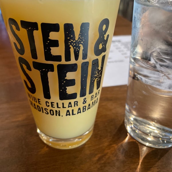 Foto tirada no(a) The Stem and Stein por Heath W. em 6/23/2021