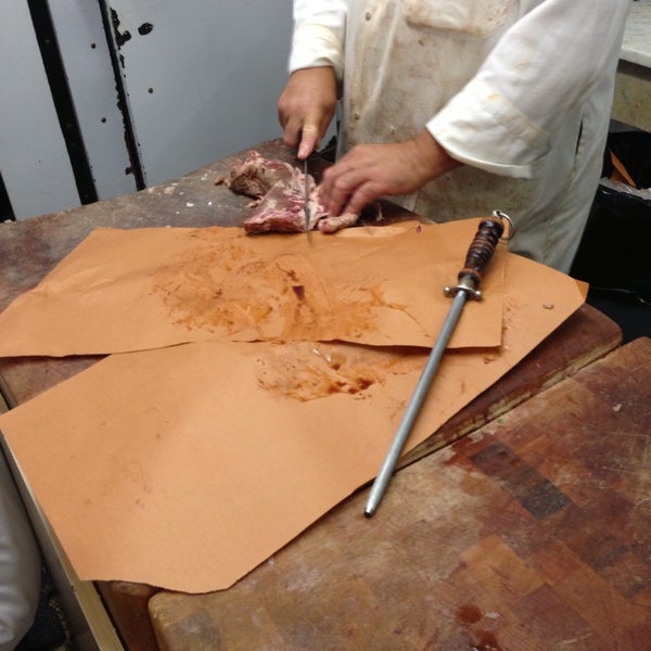 Das Foto wurde bei Pino&#39;s Prime Meat Market von Daniel am 9/3/2013 aufgenommen