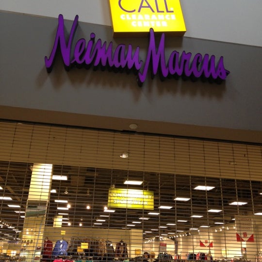 Last Call by Neiman Marcus outlet discount store at the Sawgrass