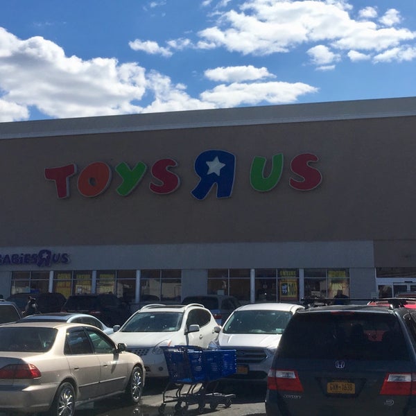 Toys r us online queens