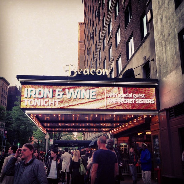 Photo taken at Beacon Theatre by Wendy on 5/14/2013