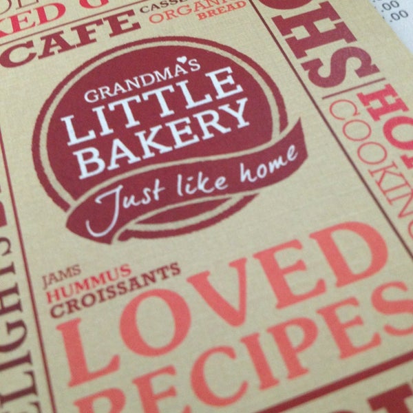 Foto diambil di Grandma&#39;s Little Bakery oleh Phoebe G. pada 2/9/2013