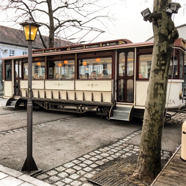 Awesome crêperie! It seems like you have traveled into the past. Enjoy delicious sweet or salty crêpes sitten in an old real tram from the 19th century.