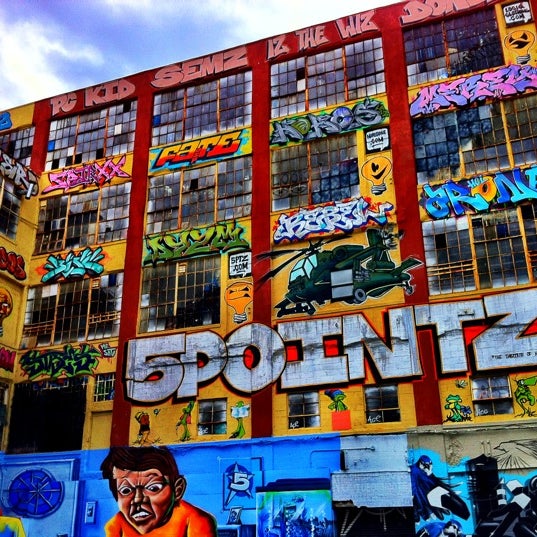 Photo taken at 5 Pointz by Mike J. on 11/2/2012