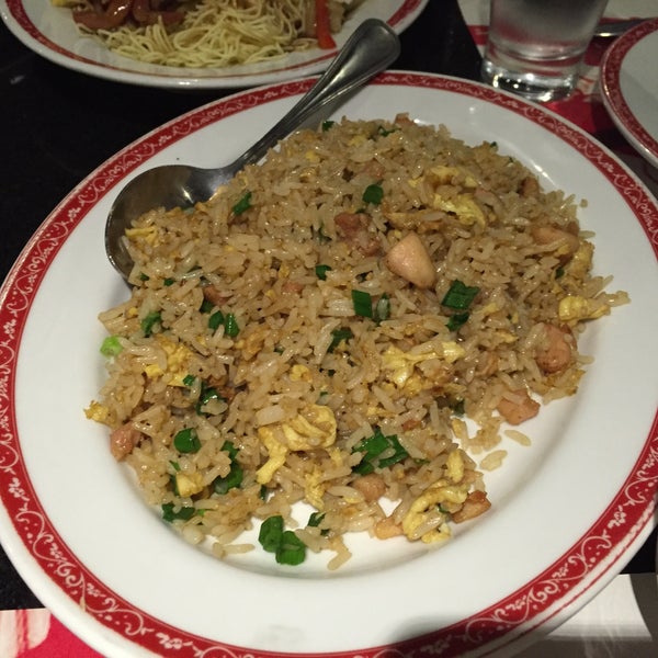 Excelente comida fusión China-Peruana. El arroz es riquísimo.