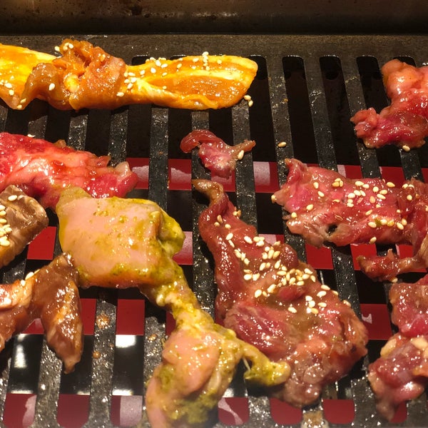 Foto scattata a Kintan Japanese BBQ da NP .. il 4/16/2018