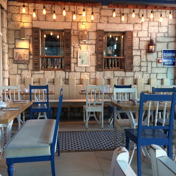 รูปภาพถ่ายที่ Bodrum Mantı &amp; Cafe โดย Mehtap R. เมื่อ 6/19/2018
