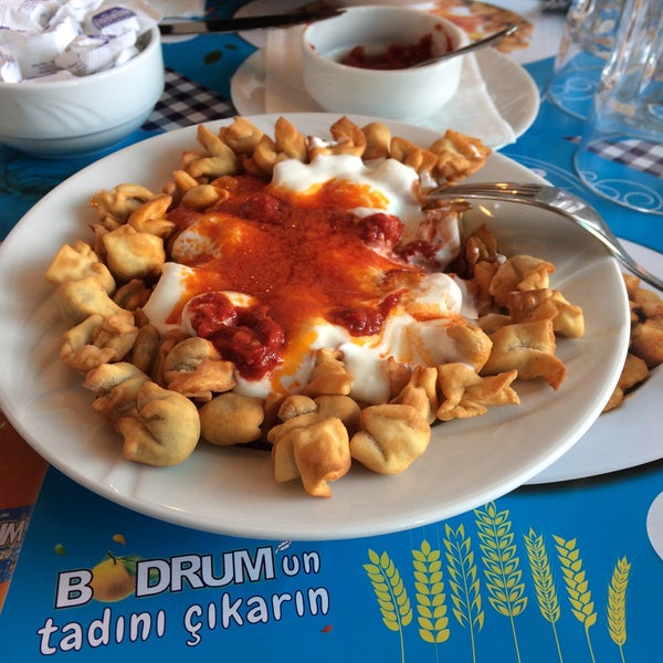 รูปภาพถ่ายที่ Bodrum Mantı &amp; Cafe โดย Mehtap R. เมื่อ 3/20/2017
