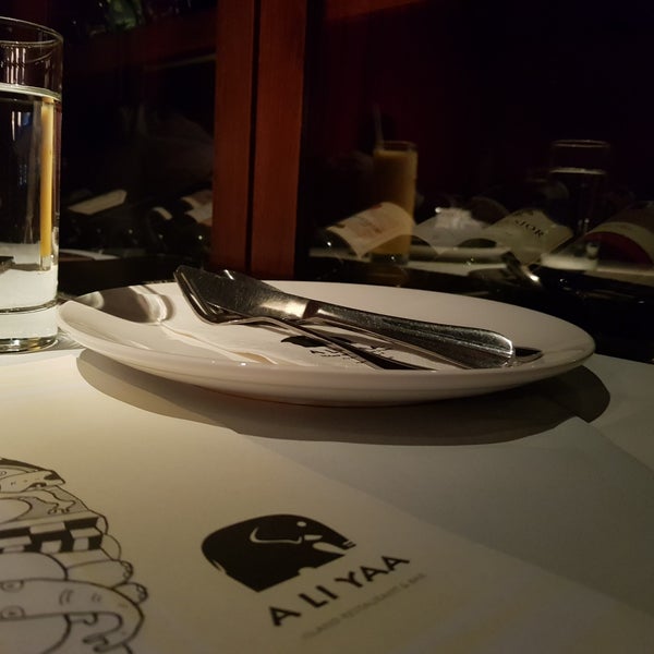 Photo taken at Aliyaa Restaurant &amp; Bar by Kelum W. on 5/28/2018