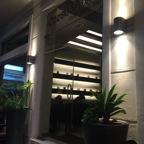 Foto tirada no(a) Corso Como Cafe • Food Bar por Chris D. em 4/14/2015