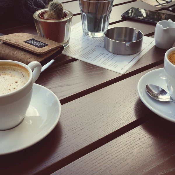 I liked coffee there so much! here's a photo - my flat white and a friend's americano.