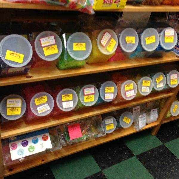 9/7/2013にDenise S.がBoyd&#39;s Retro Candy Storeで撮った写真