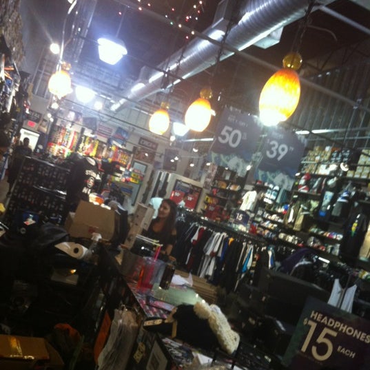 Zumiez Clothing Store in Tempe