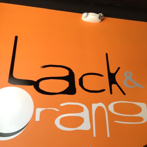 7/25/2013에 Eric P.님이 Black &amp; Orange에서 찍은 사진