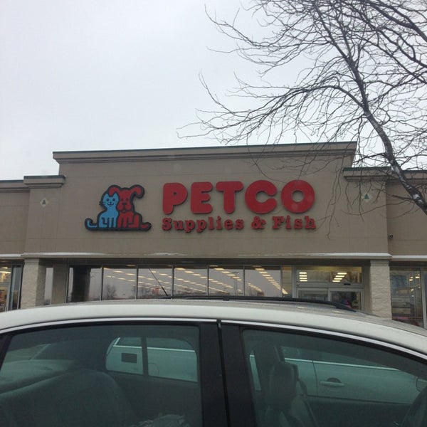 Petco Pet Supplies Store in Janesville