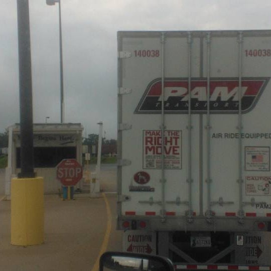 Staples Distribution Center Distribution Center