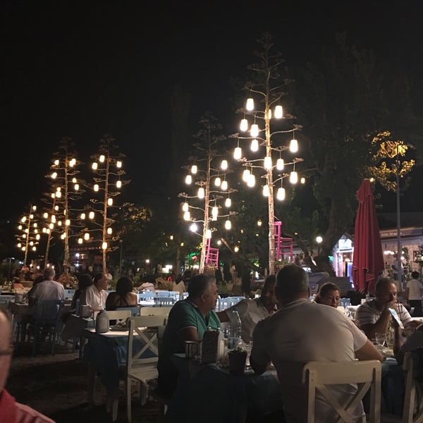 8/14/2016 tarihinde Zümrüt K.ziyaretçi tarafından JustDatça Beach &amp; Bistro'de çekilen fotoğraf