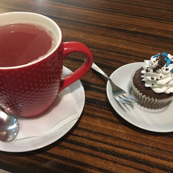 12/10/2016에 Kristina V.님이 Cup&amp;Cake / Кап&amp;Кейк에서 찍은 사진