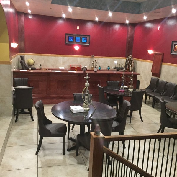 Foto diambil di His &amp; Hers Restaurant and Lounge oleh Sal k. pada 10/21/2015