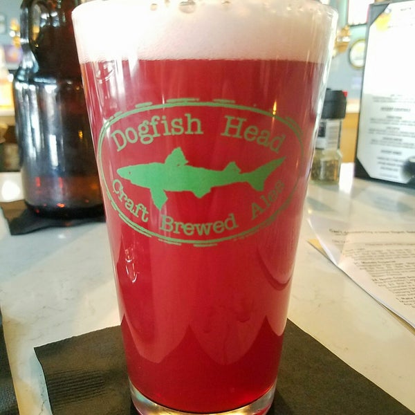 Photo taken at Maryn&#39;s Taphouse &amp; Raw Bar by Beertracker on 4/6/2018