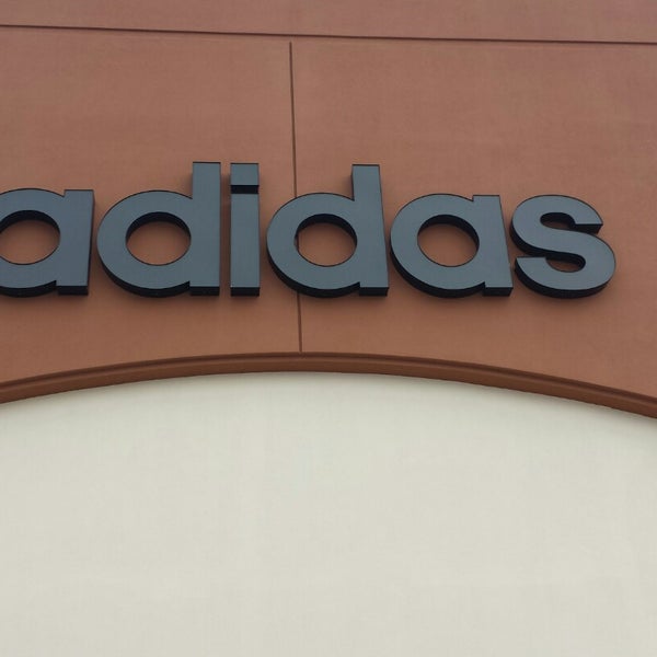 adidas outlet lake of the ozarks